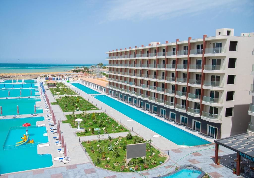 رواية ماجيستك ريزورت